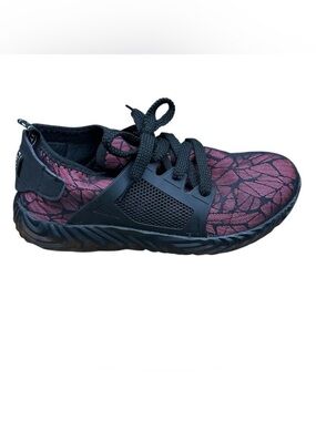 Beyond Protection Steel Toe Puncture Resistant Lace up Work Shoes Size 42 US 9